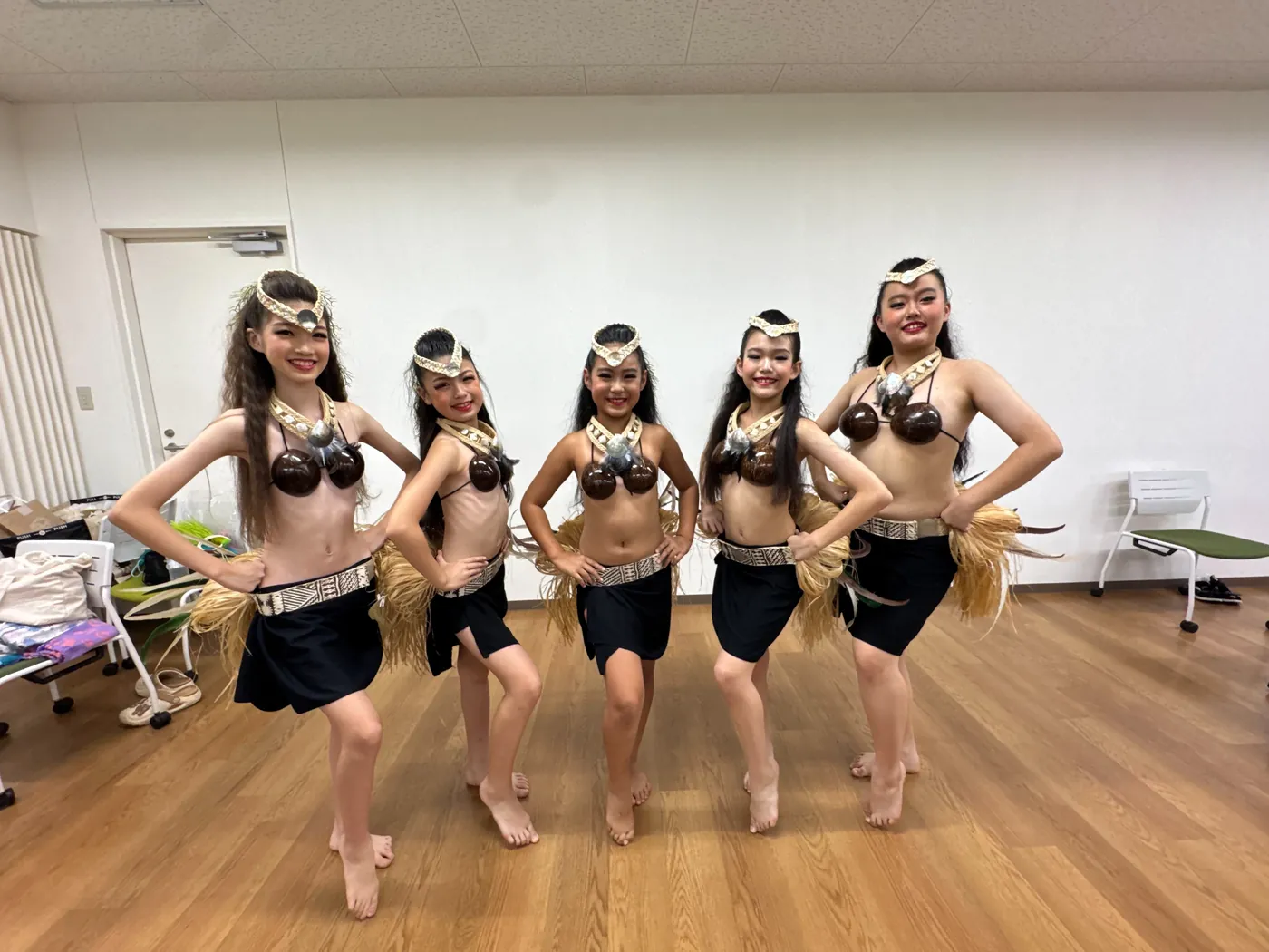 大人タヒチアンクラスのメンバー（スタジオにて）